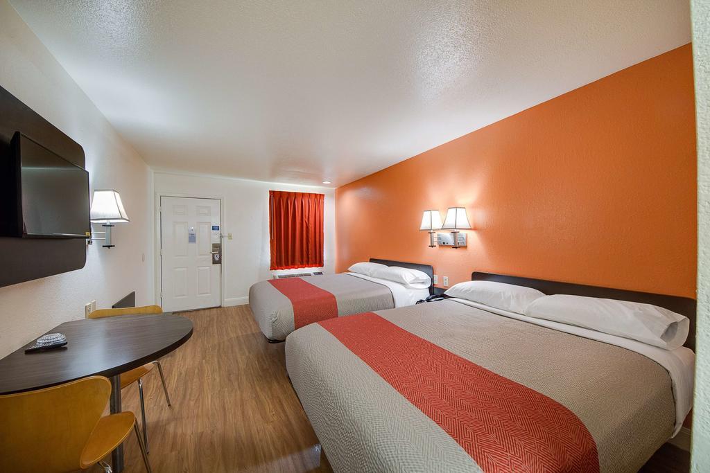 Americas Best Value Inn San Antonio Exteriör bild